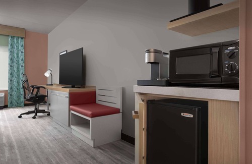 Northeast Raleigh Hotel | Hilton Garden Inn Raleigh Capital Blvd I-540