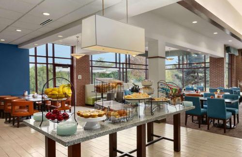 Lake Delton Hotel | Hilton Garden Inn Wisconsin Dells