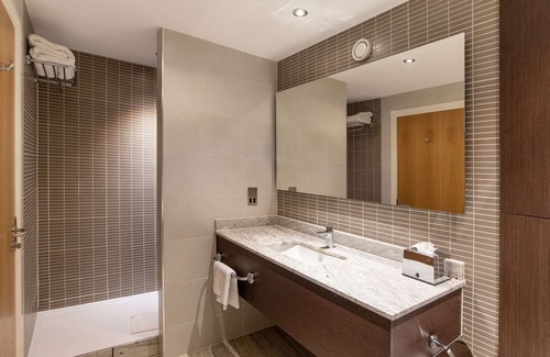 Gatwick Hotel | Hilton London Gatwick Airport