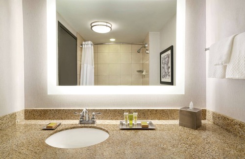Melbourne Hotel | Hilton Melbourne, FL