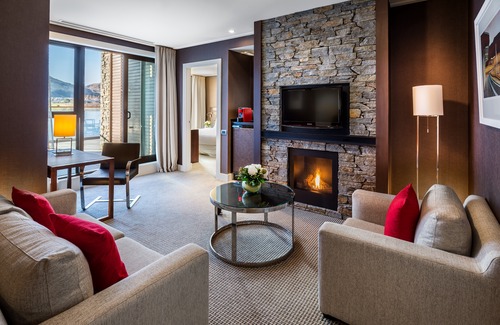 Kelvin Heights Hotel | Hilton Queenstown Resort & Spa