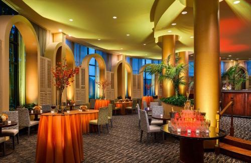 Herndon Hotel | Hilton Washington Dulles Airport