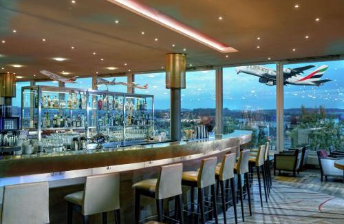 Glattbrugg Hotel | Hilton Zurich Airport