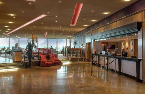 Glattbrugg Hotel | Hilton Zurich Airport