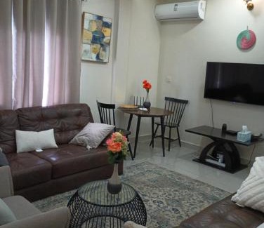 Freetown Apartment | Himma's Apartments
