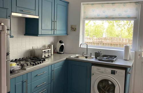 Treator Apartment | Hirst at No 8 - a delightful holiday property - a perfect holiday base!