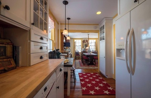 Mystic House | Historic 1810 Captain Burrows Home~ A Nautical New England Inspiration!
