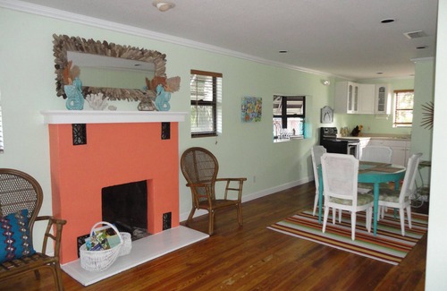 Stuart Cottage | Historic Downtown Stuart Cottage