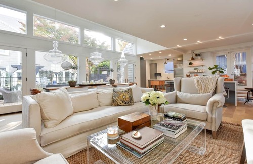 Georgetown House | Historic Georgetown , Newly Renovated, open concept, , exquisite