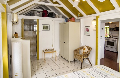 Windward Side Cottage | Historic Saban cottage in Windwardside, all amenities only a 2 minute walk away!