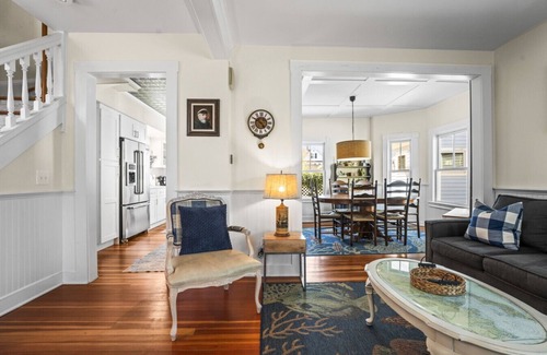 Mystic House | Historic Seaside Downtown Mystic Home, Walk to Seaport