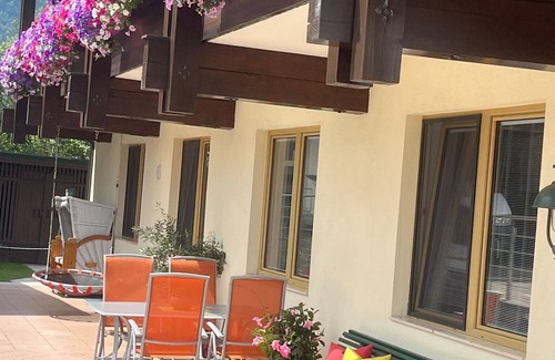 Kaprun Apartment | Holiday Apartment "Nr 22 Haus Voglreiter" with Mountain View, Balcony & Wi-Fi