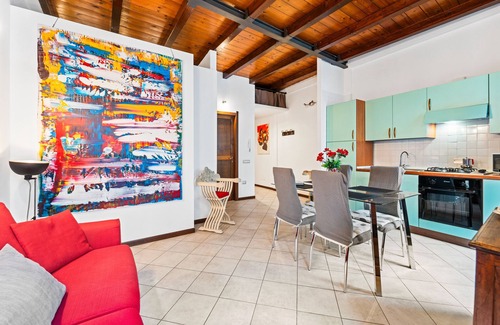 Marina District Apartment | Holiday Apartment ‘Sardinia Gem House’ with Sea View, Wi-Fi, A/C & Balcony