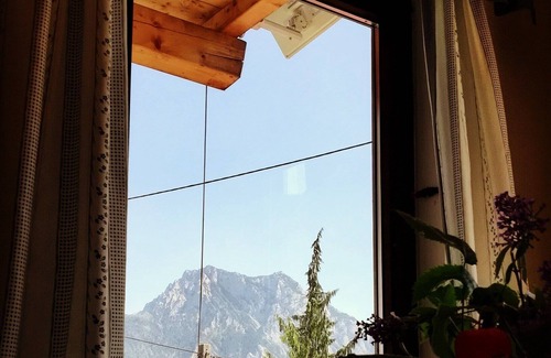 Altmuenster House | Holiday house with a view of Traunstein and Traunsee