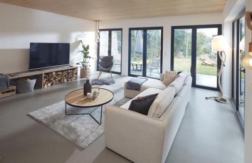 Mayen Apartment | Holiday home Chalet 48