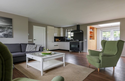 Wissenkerke House | Holiday Home in Zeeland with Private Pool