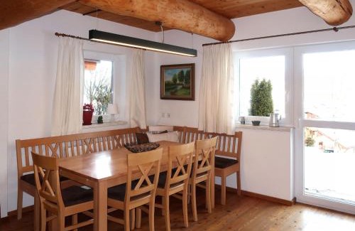 Hundsdorfl House | Holiday Home Nikola by Interhome
