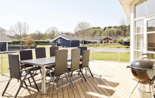 Pøt Strandby House | Holiday Home Pøt Strandby V Juelsminde Ix