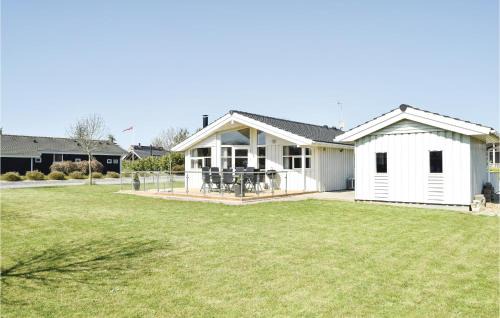 Pøt Strandby House | Holiday Home Pøt Strandby V Juelsminde Ix