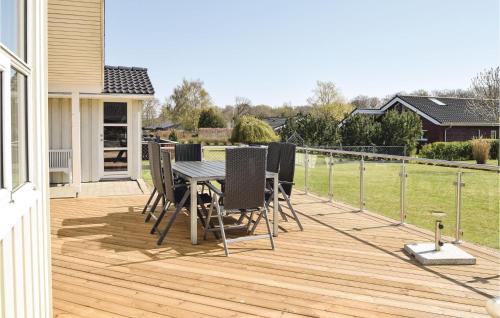 Pøt Strandby House | Holiday Home Pøt Strandby V Juelsminde Ix