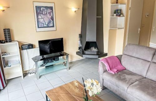 Tossens House | Holiday Home Tossens-5 by Interhome