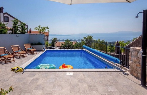 Hreljin House | Holiday house Hreljin for 2 - 9 persons with 4 bedrooms - Holiday home