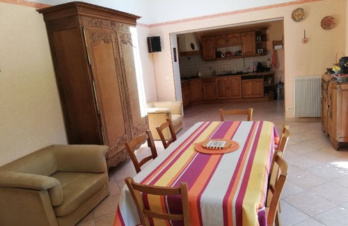 Isigny-sur-Mer House | Holiday house Isigny sur Mer for 1 - 6 persons with 3 bedrooms - Holiday house