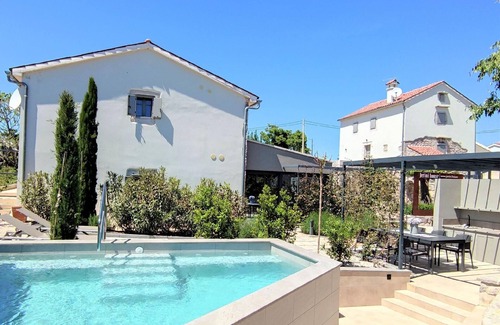 Nenadici House | Holiday house Krk (Stadt) for 1 - 6 persons with 2 bedrooms - Holiday home