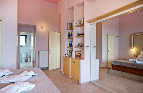 Somatas House | Holiday house Rethymno for 1 - 10 persons with 4 bedrooms - Holiday house