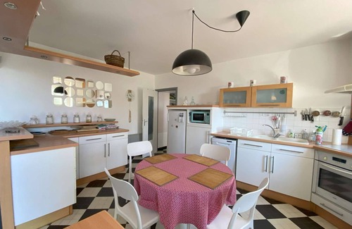 Pleumeur-Bodou House | Holiday house with sea view in Île Grande with WiFi connection