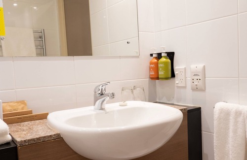 Mangere Hotel | Holiday Inn Auckland Airport by IHG