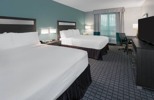 Beaumont Hotel | Holiday Inn Beaumont East - Medical Ctr Area by IHG
