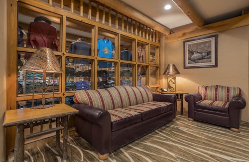 Chinle Hotel | Holiday Inn Canyon De Chelly by IHG