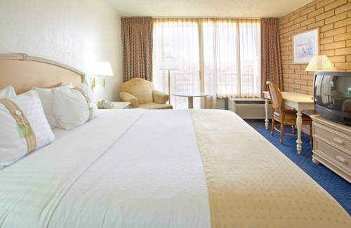 Chinle Hotel | Holiday Inn Canyon De Chelly by IHG