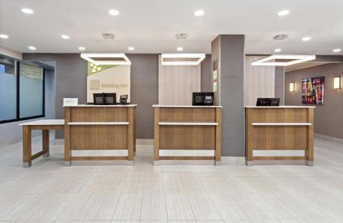 Oakbrook Terrace Hotel | Holiday Inn Chicago/Oak Brook by IHG