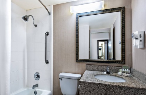 Bedford Hotel | Holiday Inn Dallas DFW Airport Area West, an IHG Hotel