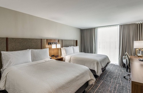 Dallas Hotel | Holiday Inn Dallas Market Ctr Love Field by IHG