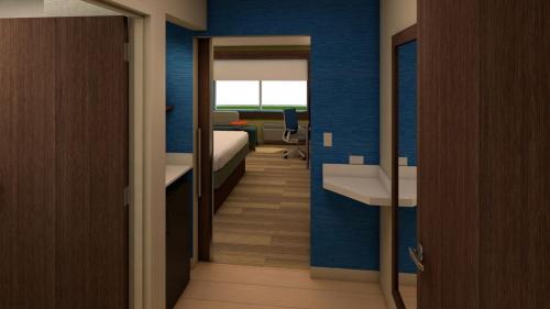 Fort Myers Beach Hotel | Holiday Inn Express & Suites Ft Myers Beach-Sanibel Gateway by IHG