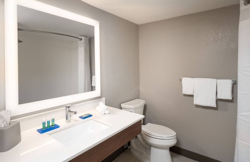 Boca Raton Hotel | Holiday Inn Express Boca Raton-West by IHG