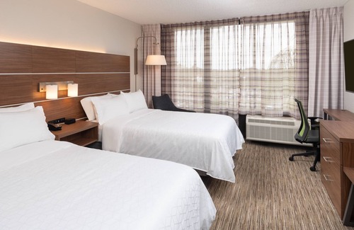 Boca Raton Hotel | Holiday Inn Express Boca Raton-West by IHG