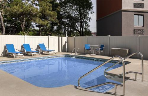 Saugus Hotel | Holiday Inn Express Boston - Saugus by IHG