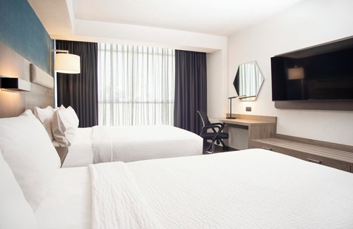 Zona Expo Hotel | Holiday Inn Express Guadalajara Expo by IHG