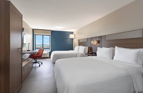 Rocky Point Hotel | Holiday Inn Express Hotel & Suites Tampa-Rocky Point Island by IHG