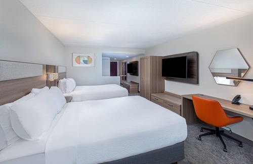 Fortson Hotel | Holiday Inn Express Hotel & Suites Columbus at Northlake by IHG