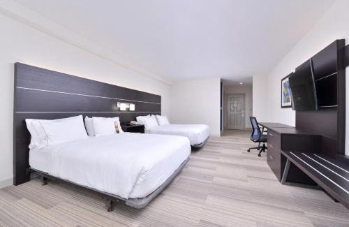 Mystic Resort | Holiday Inn Express Mystic by IHG