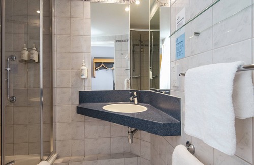 Tillicoultry Hotel | Holiday Inn Express Stirling by IHG