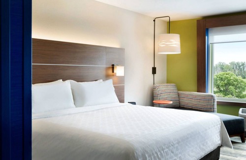 Red Wing Hotel | Holiday Inn Express & Suites Red Wing by IHG