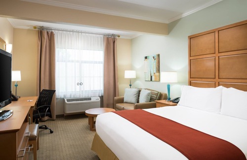 Santa Clara Hotel | Holiday Inn Express & Suites Santa Clara-Silicon Valley by IHG