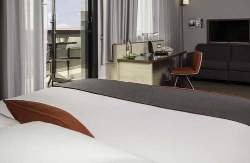 Blagnac Hotel | Holiday Inn Express Toulouse Airport by IHG