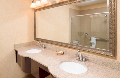 Wenatchee Hotel | Holiday Inn Express Wenatchee by IHG